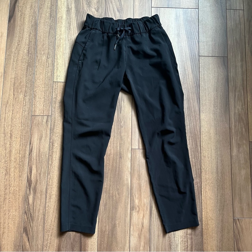Lululemon Athletica On The Fly Pants Size 4 Black